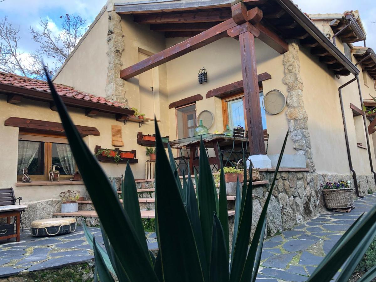 Pension Trescasas Exterior photo