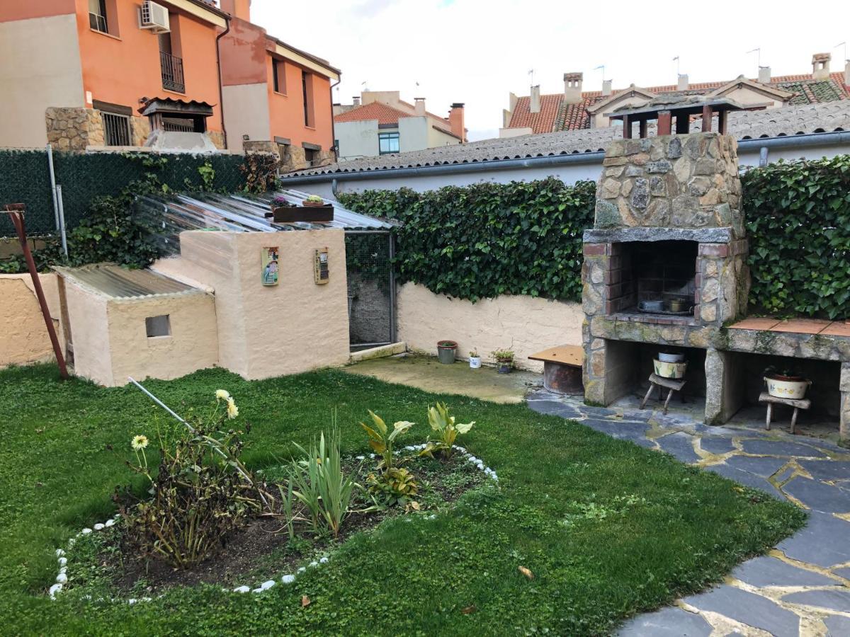 Pension Trescasas Exterior photo