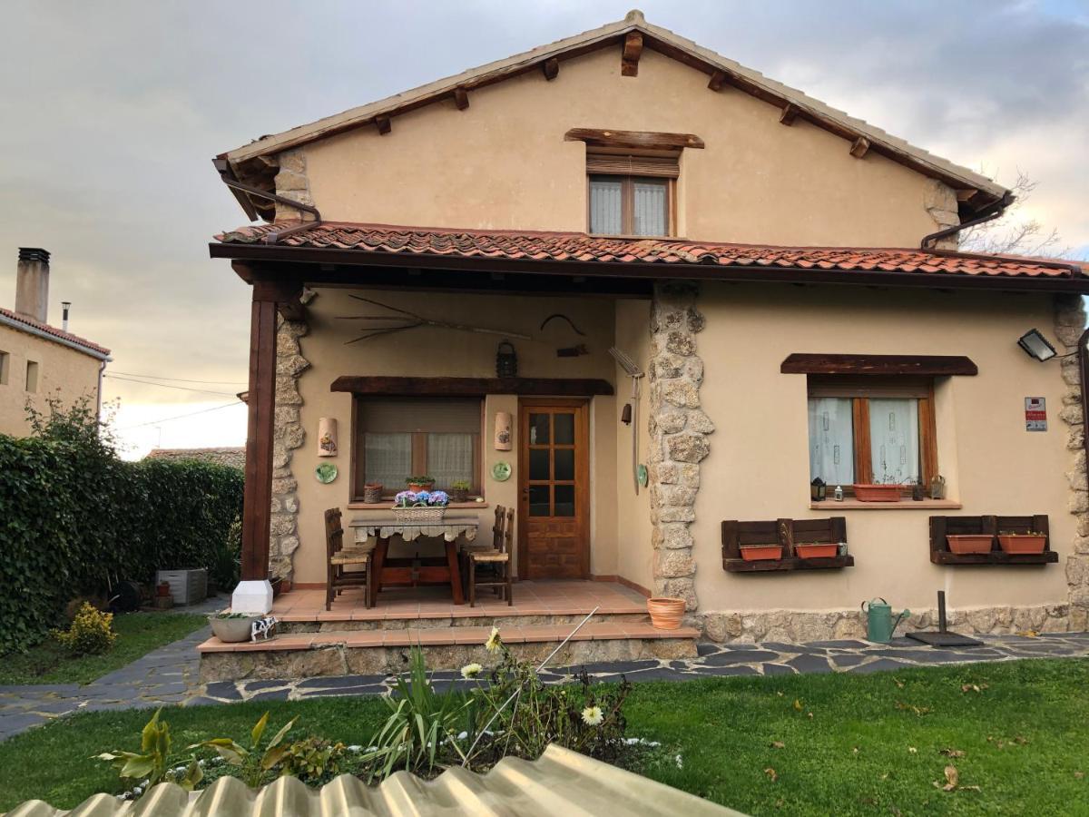Pension Trescasas Exterior photo